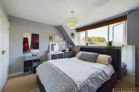 5 Mercer Close, Basingstoke, RG22 6NZ