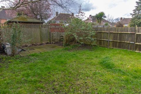 3 bedroom semi-detached house for sale, Queensgate Drive, Birstall, LE4