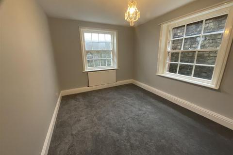 3 bedroom flat to rent, Filey Road, Scarborough