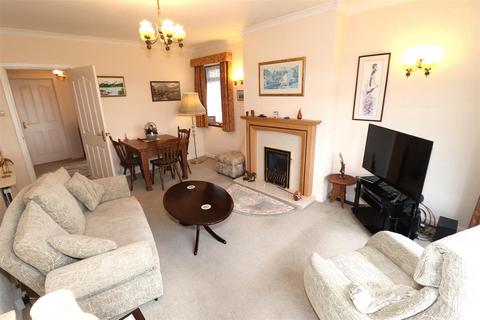 18 Convent Close, Kenilworth, CV8 2FQ