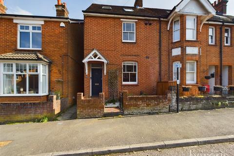 3 bedroom end of terrace house for sale - Frances Road, Basingstoke RG21