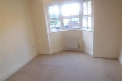 1 bedroom flat to rent, Chestnut Mews, Woodford Green IG8