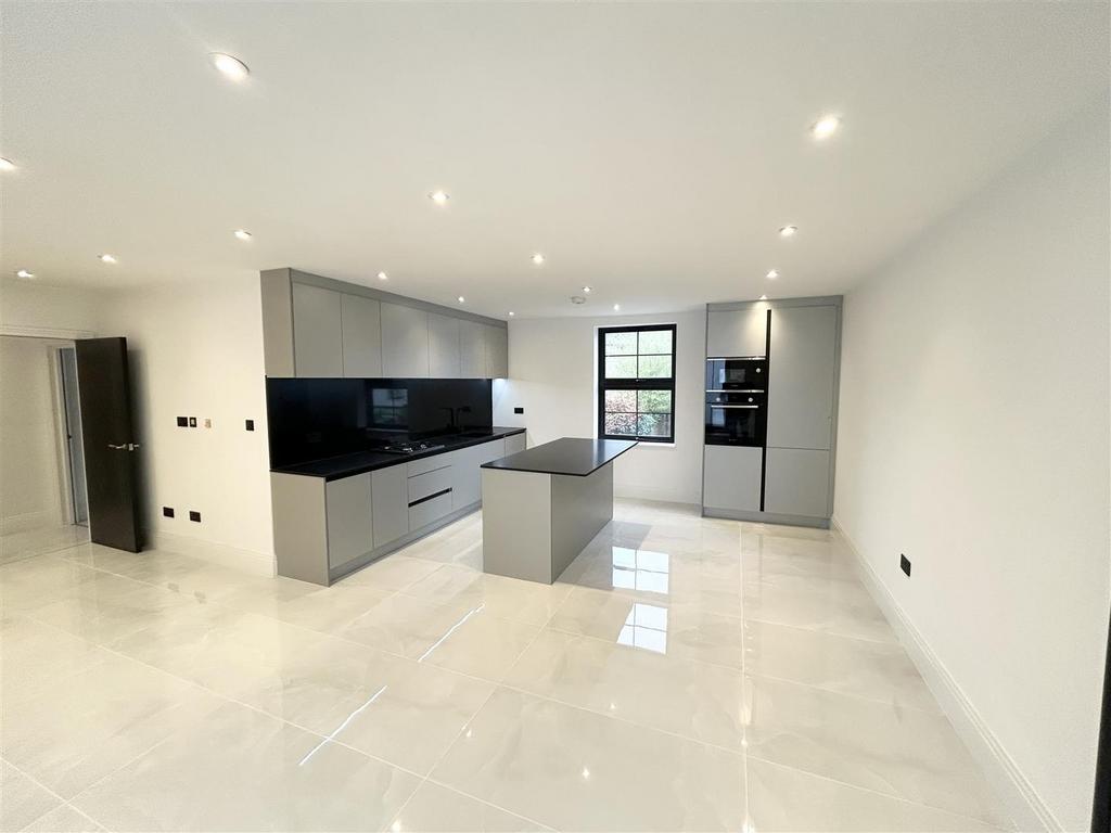 Reception Room/Open Plan Kitchen: