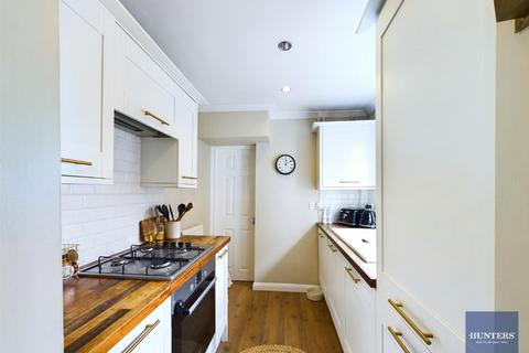 2 bedroom end of terrace house for sale - Gipsy Lane, Wokingham