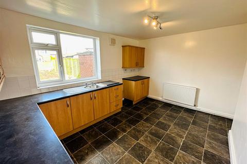 3 bedroom semi-detached house for sale, Flaxley Road, Selby