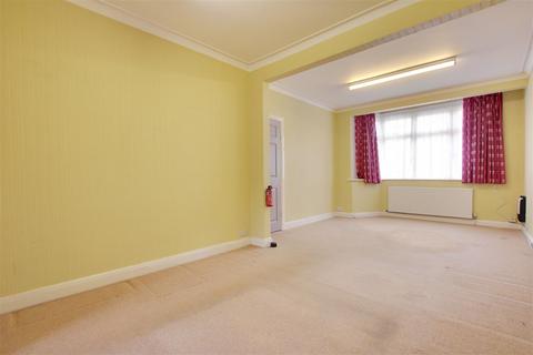 3 bedroom terraced house for sale, Carnarvon Avenue, Enfield