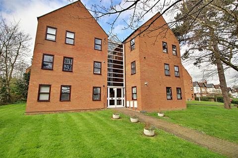 2 bedroom flat for sale, Chase Court Gardens, Enfield