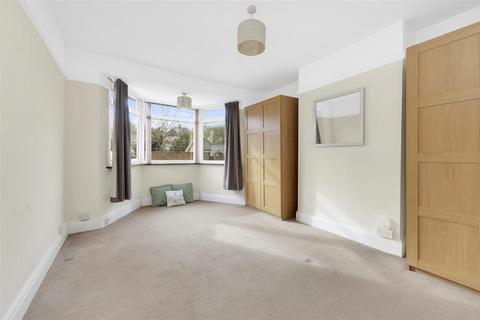 4 bedroom end of terrace house to rent - Great North Way, London NW4