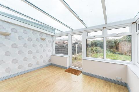 15 Oatlands Drive, Otley, LS21 2AY