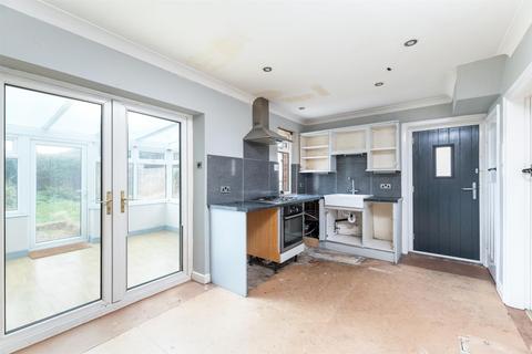 15 Oatlands Drive, Otley, LS21 2AY