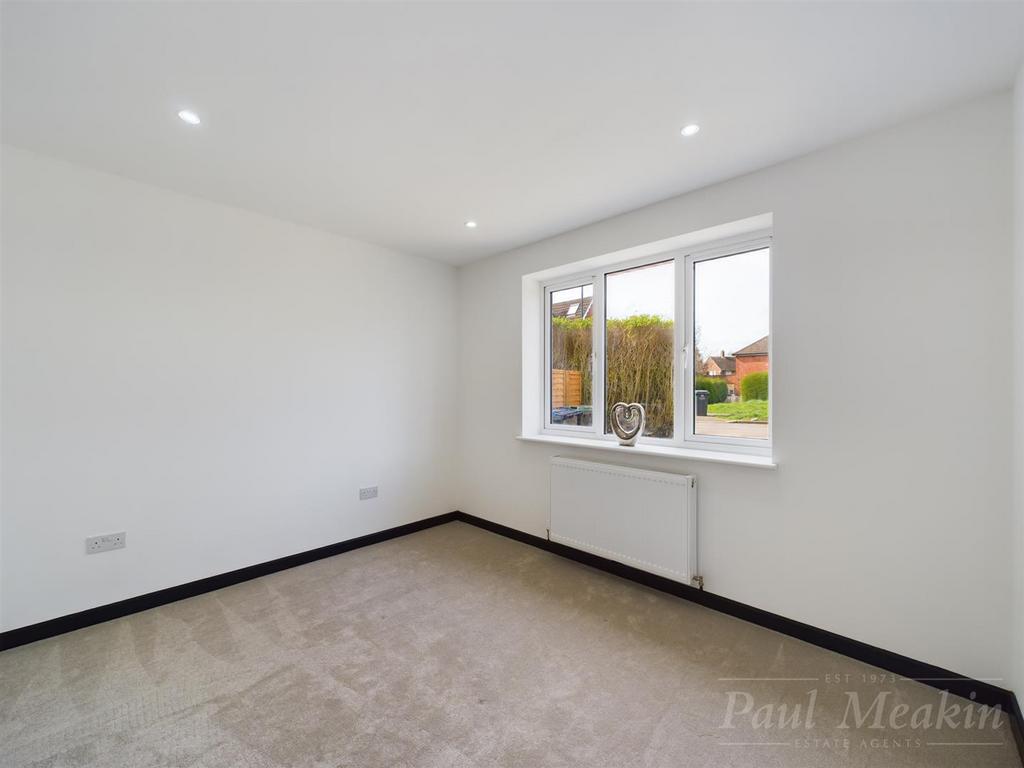 Reception/Bedroom