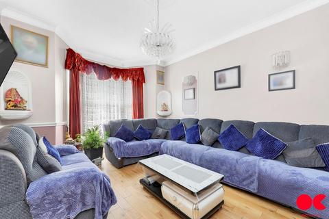 4 bedroom terraced house for sale - Norfolk Road, Seven Kings IG3