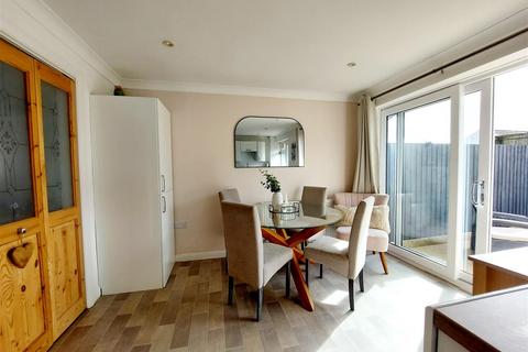 3 bedroom semi-detached house for sale - Heol Bryn Glas, Gorseinon, Swansea