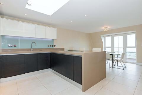 3 bedroom apartment for sale, Marine Parade, Worthing