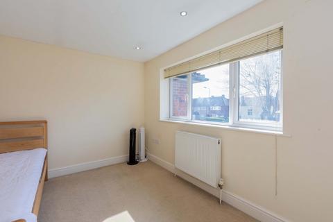 77a Spencer Road, Slough, SL3 8RR