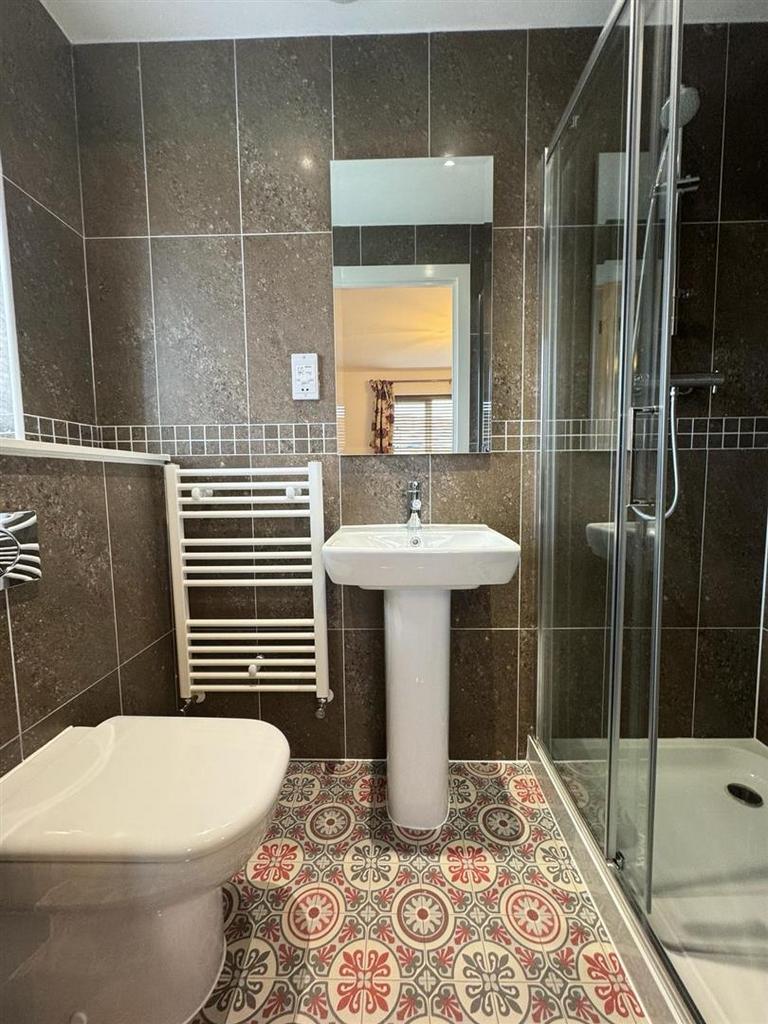 Ensuite