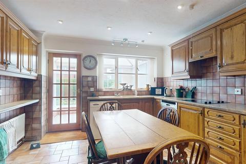 3 bedroom detached house for sale - Queen Street, Coggeshall, Colchester