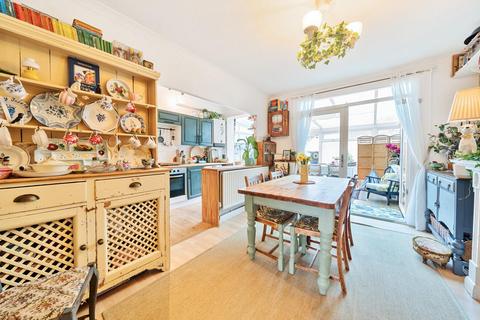 266 Tudor Drive, Kingston Upon Thames, KT2 5QL