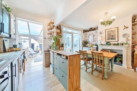 266 Tudor Drive, Kingston Upon Thames, KT2 5QL