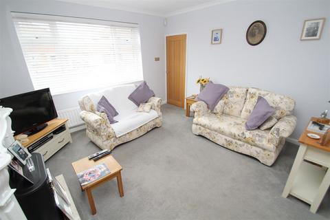 3 bedroom house for sale - Greenlands Road, Upper Stratton, Swindon