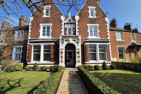 5 bedroom terraced house for sale, Hastings Place, Lytham
