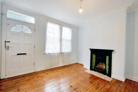 2 bedroom house for sale, Bramcote Road, Beeston, Nottingham