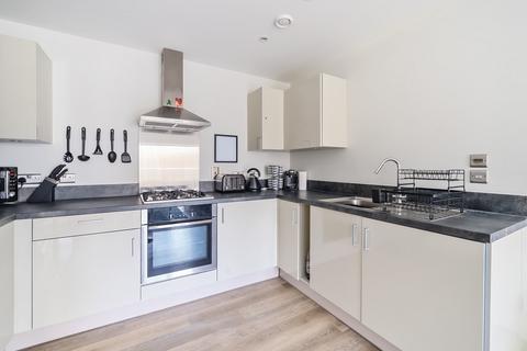 1 bedroom apartment for sale - Bloomery House, West Green Drive, Crawley, RH11