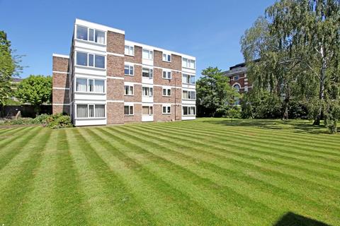 2 bedroom flat for sale, Samels Court, Hammersmith W6