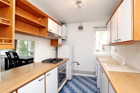 2 bedroom flat for sale, Samels Court, Hammersmith W6