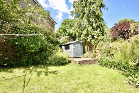 3 bedroom detached house for sale, Chestnut Hill, Linslade, LU7 2TR