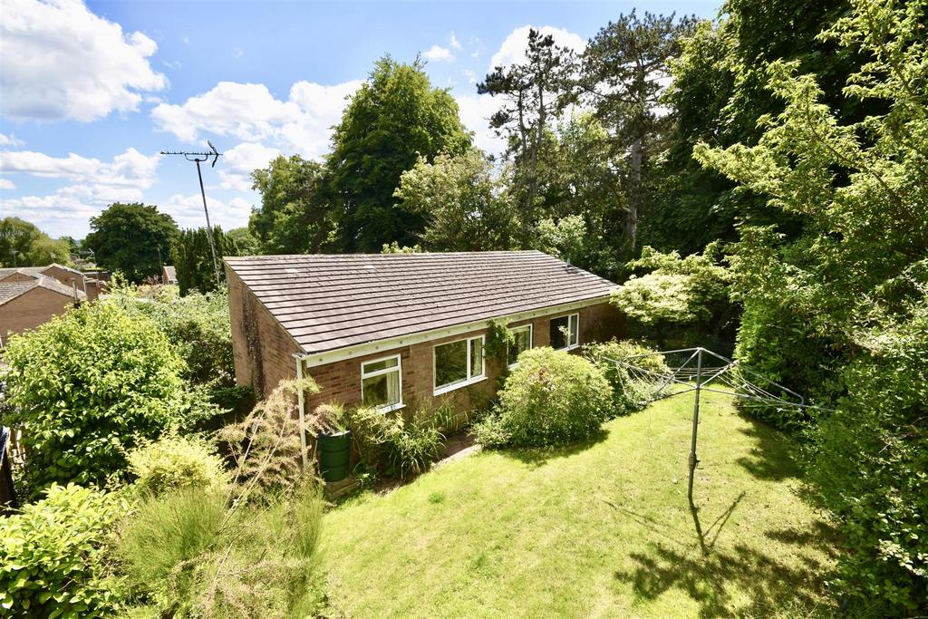 Chestnut Hill, Linslade, LU7 2TR 3 bed detached house for sale £475,000