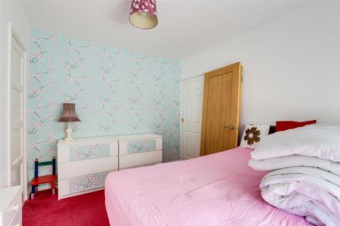 73 Barbara Square, Hucknall, Nottingham, NG15 8AP