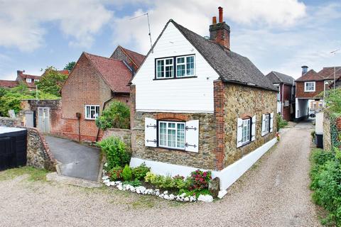 3 bedroom detached house for sale, The Green, Westerham TN16
