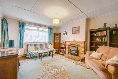 2 Blenheim Road, Sidcup, DA15 9AU