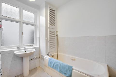 2 Blenheim Road, Sidcup, DA15 9AU