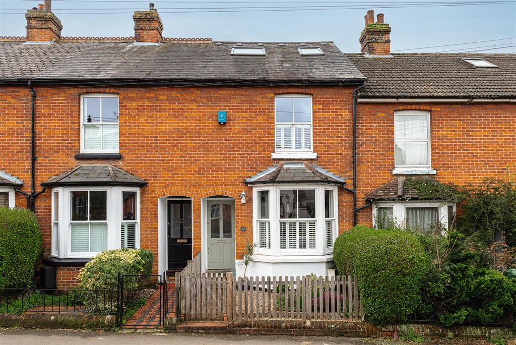 Nutley Lane, Reigate 4 bed terraced house for sale £775,000