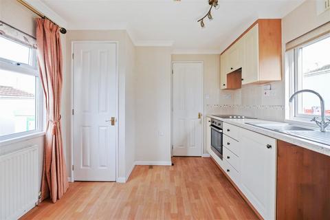 2 bedroom park home for sale, Seasalter Lane, Seasalter, Whitstable