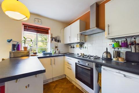 2 bedroom flat for sale - Mansfield Road, Nottingham NG5