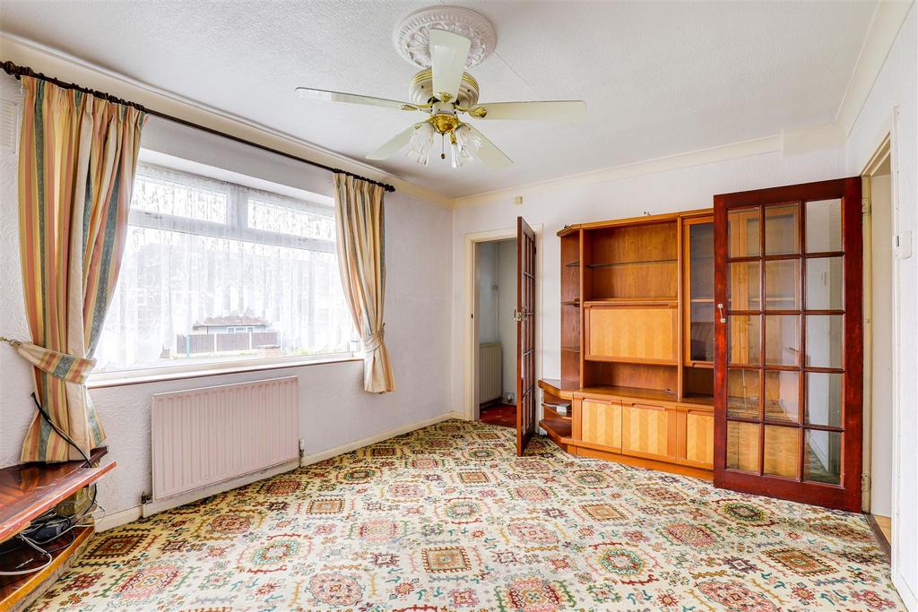 Rosecroft Drive, Daybrook NG5 2 bed semidetached house for sale £170,000