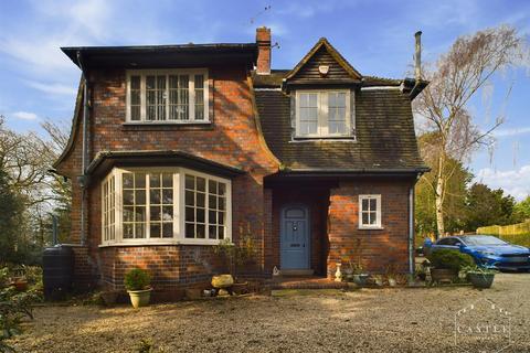 4 bedroom detached house for sale, Hill Street, Hinckley
