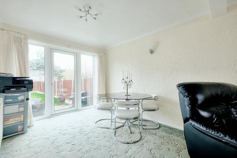 68 Lime Walk, Chelmsford, CM2 9NQ