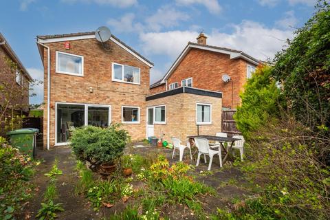 3 bedroom detached house for sale - Manor Orchard, Harbury, Leamington Spa