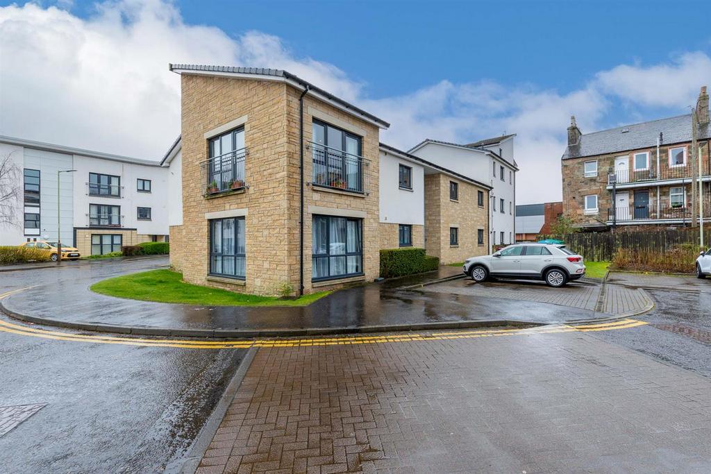35 Monart Road, Perth 2 bed flat for sale £147,500