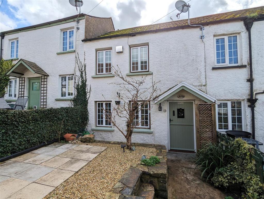 Tawton, Barnstaple 2 bed terraced house to rent £775 pcm (£