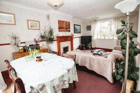3 bedroom semi-detached house for sale, Grasmere Road, Bradford BD2