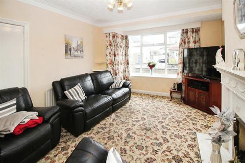 6 Plumpton Mead, Bradford, BD2 1NF
