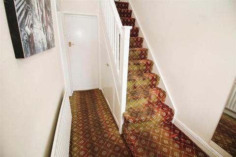 6 Plumpton Mead, Bradford, BD2 1NF