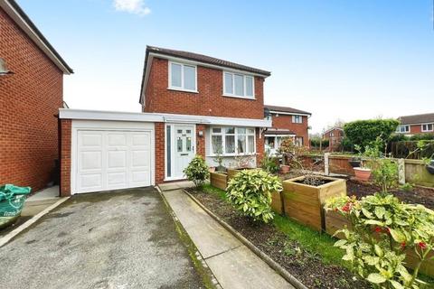 3 bedroom detached house for sale, Shelley Street, Leigh
