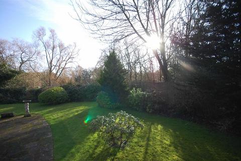 4 Melbourne Close, Ickenham, Uxbridge, UB10 8SL