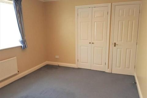 1 bedroom end of terrace house to rent, Holly Drive, Aylesbury HP21